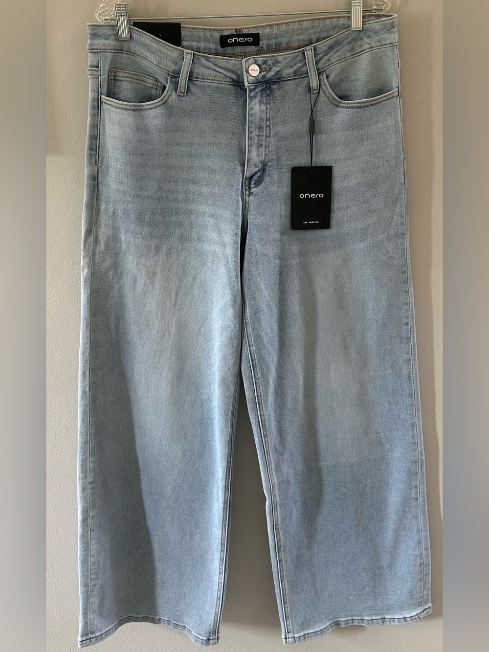 NWT Oneso Mid Rise Wide Leg Jeans Light Wash Size 32 Runs Oversized